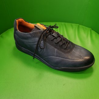 Berwick upon Tweed-Lime shoe Co-Bugatti-navy-blue-trainers-laces-summer
