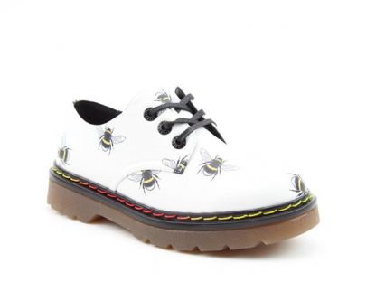 Berwick upon Tweed-Lime Shoe Co-Heavenly Feet-Liberty-White-Bees-summer-shoes-vegan-comfort