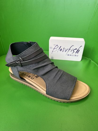 berwick upon tweed-lime shoe co-blowfish-Butterfly-washed black-side zip-comfort-sandals-butterfly
