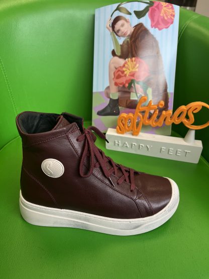 berwick upon tweed-lime shoe co-softinos-ladies-ankle boots-APPE-dark red-side zip-leather-comfort-autumn-winter