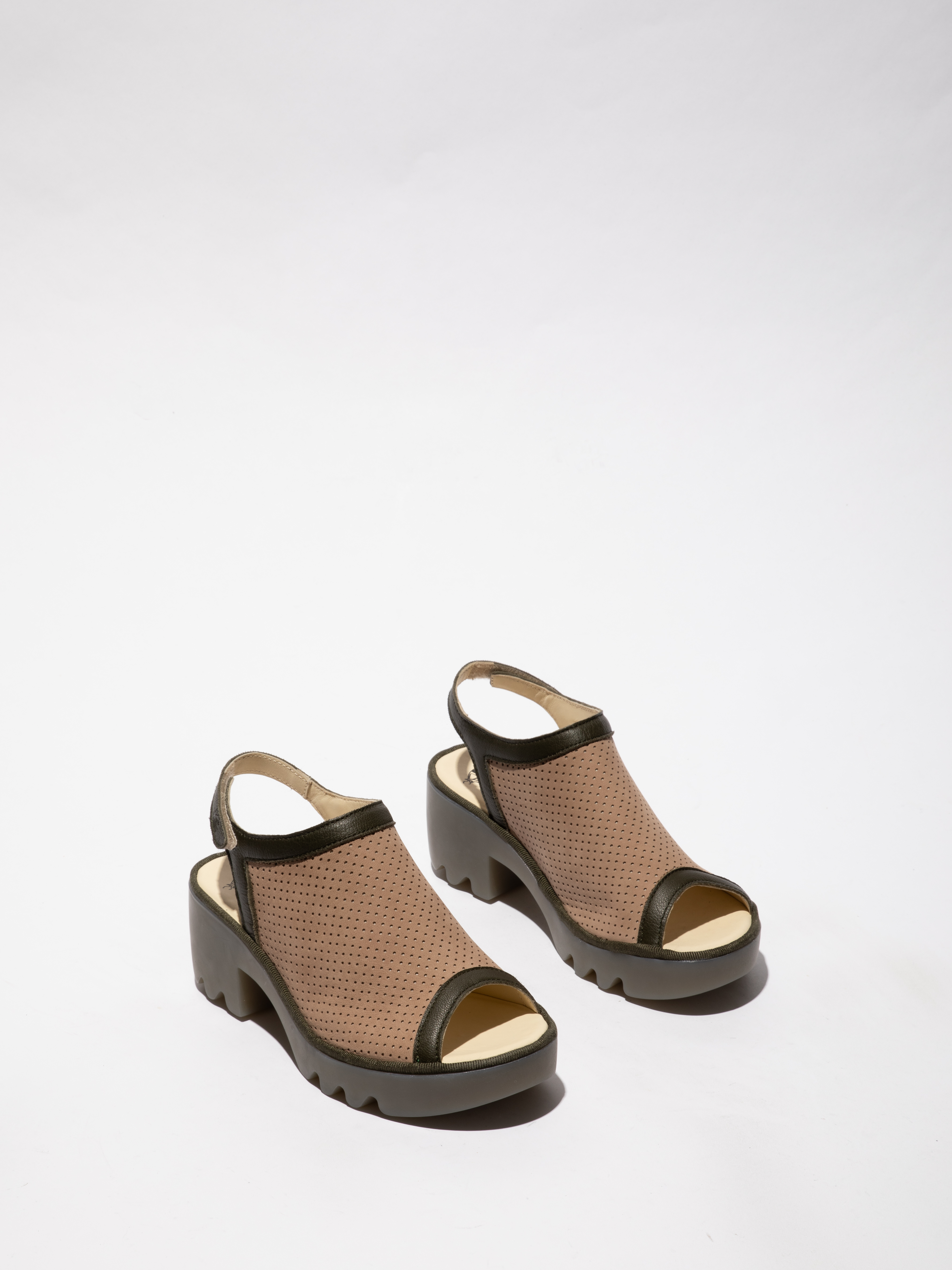 berwick upon tweed-lime shoe co-fly london-TEIF-sandals-taupe-khaki-summer